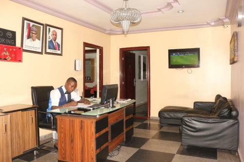 Hotel Kastrufid Lodge