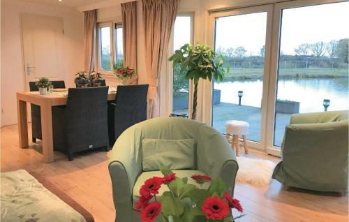 Two-bedroom Holiday Home In Molenschot