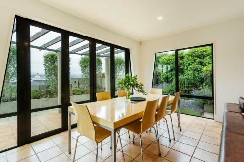 Oasis On Belmont Lane