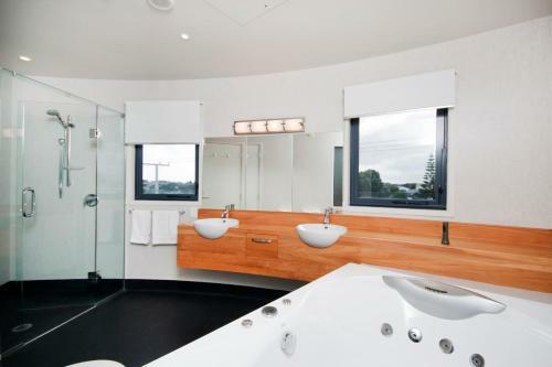 Hotel Headlands