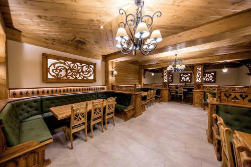 Hotel Grand Stasinda