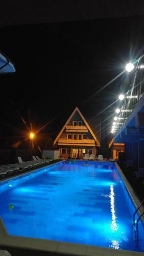 Hostal Pensiunea La Castel