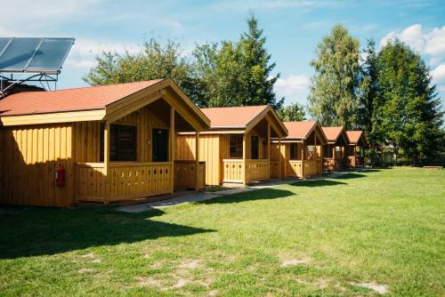 Hostal Zetavar Panzi� �s Kemping