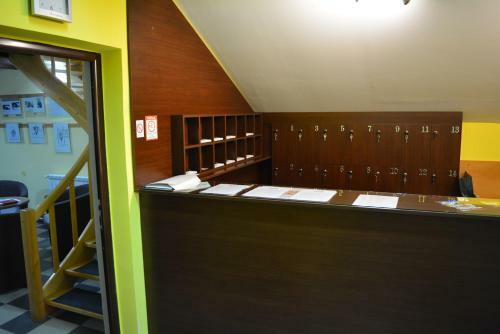 Hostal Deltix Apartments