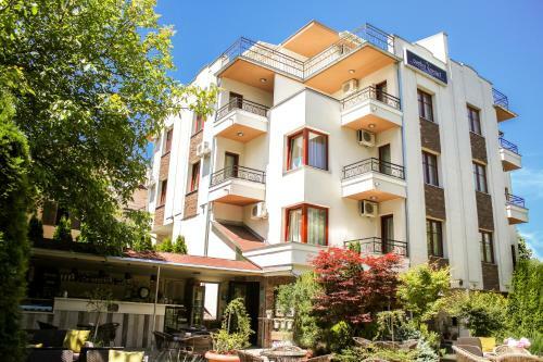 Bed & Breakfast Cvetni Konaci