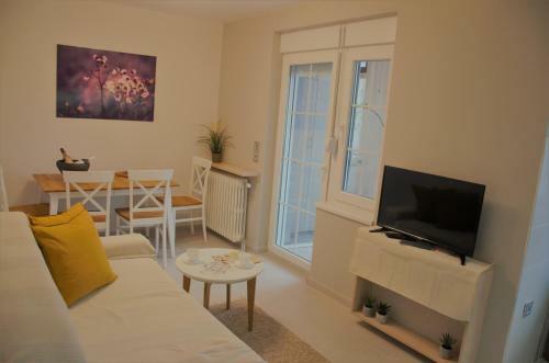 Spacious 2-bedroom Apartment With Luxury Feel