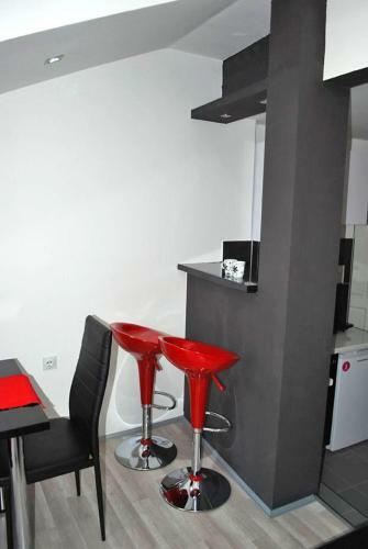 Apartmani Ema