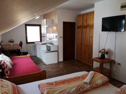 Apartmani D?ambi?