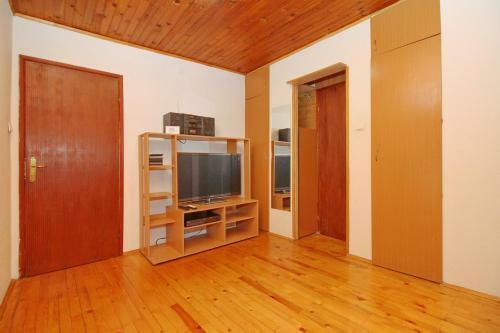 Apartment Vila As