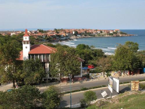 Apartments In Gardenia Complex
