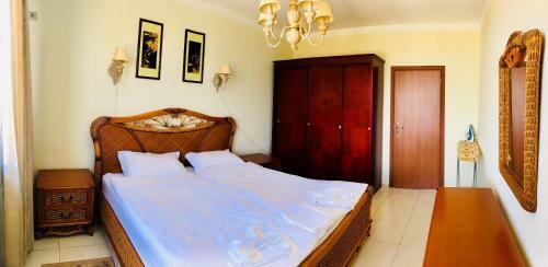 Apartments In Gardenia Complex