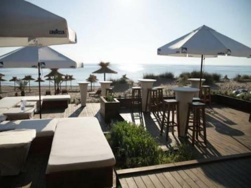 Apartamento Paradise Gardens Beach Studios