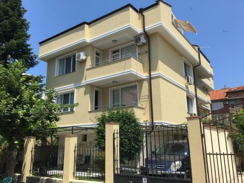 Hostal Villa Diana