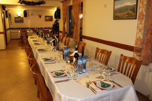 Hostal Kris Guest House
