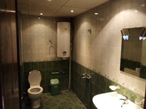 Hostal Albena Guest Rooms
