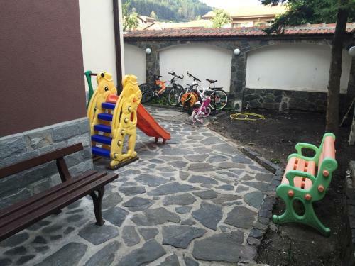 Hostal Guest House Mira