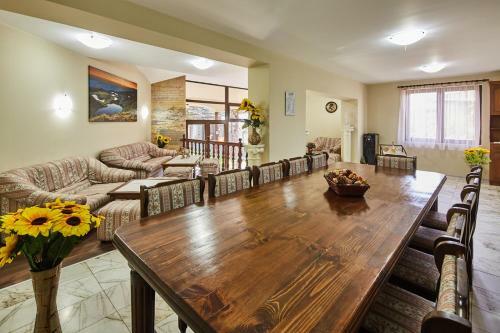 Hostal Guest House Mira