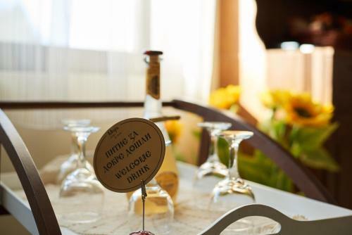 Hostal Guest House Mira
