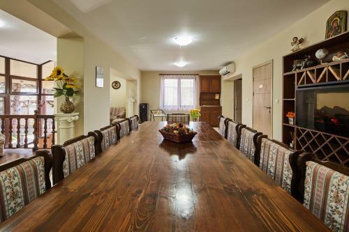 Hostal Guest House Mira