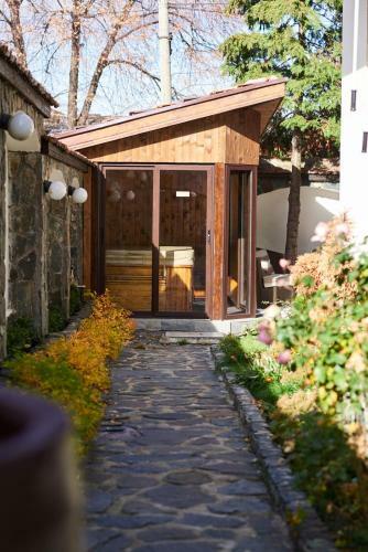 Hostal Guest House Mira