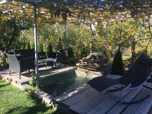 Hostal Slavina Guest House