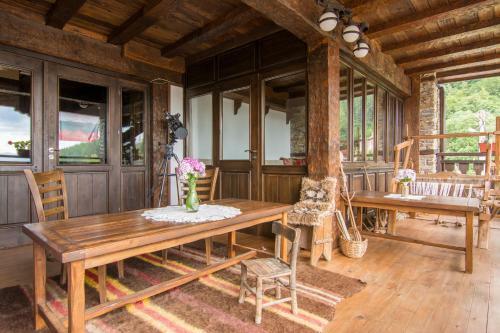 Hostal Macedonia Guest House