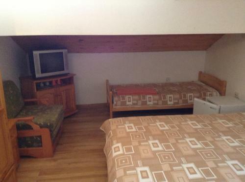 Hostal Guest Rooms Toni & Miro