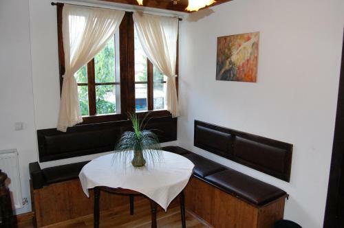 Hostal Kazasovata Guest House