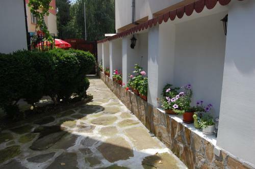 Hostal Kazasovata Guest House
