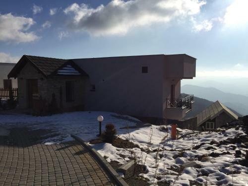 Private Apartment In Milmari Resort