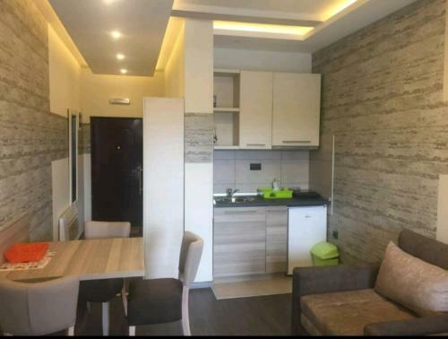 Private Apartment In Milmari Resort