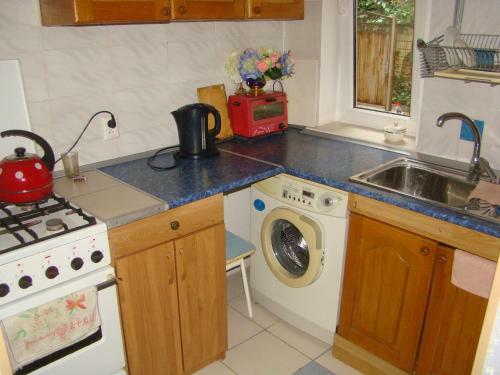 Hostal Guesthouse Semeynyy