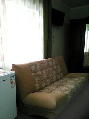 Hostal Guest House On Samburova 77