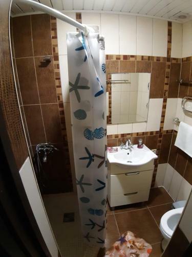 Hostal River Guest House