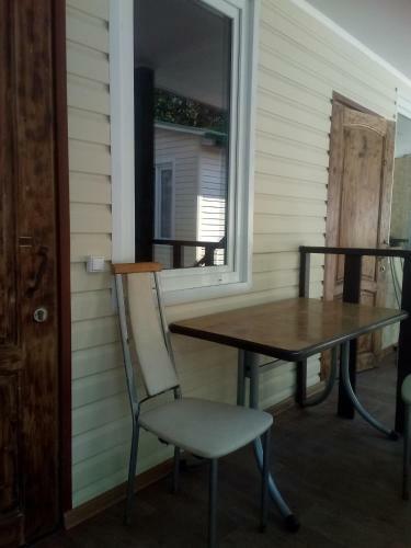 Hostal Zhanna Guest House