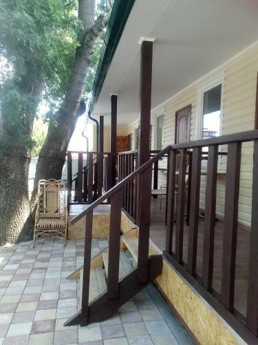 Hostal Zhanna Guest House