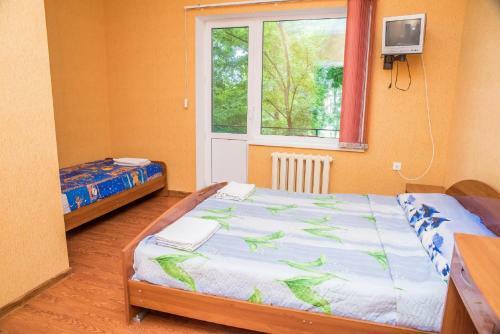 Hostal Lastochka Guest House