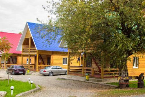 Yut Camping
