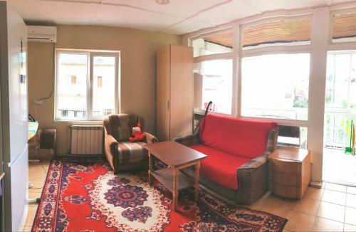 Hostal S&s Guest House