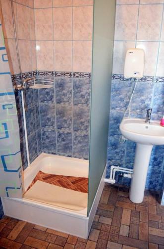 Hostal Rio Guest House