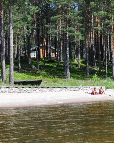 Apartamento ??????? Tri Boghatyria