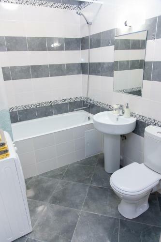 Central Apartment Near By Marriott Hotel