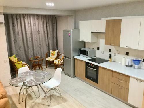 Apartment On Lermontova 121