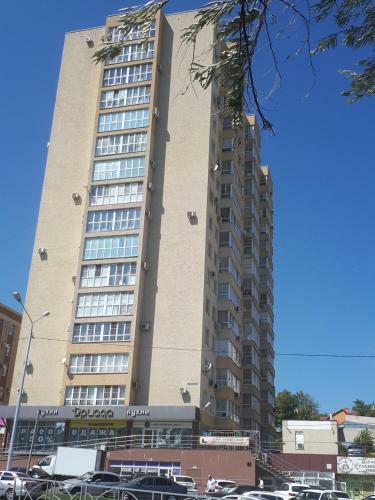 Apartment On Lermontova 121