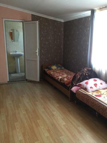 Hostal Guest House Ellina