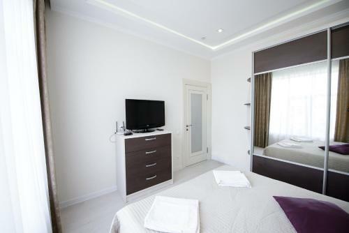 Crystal Park Hotel & Spa