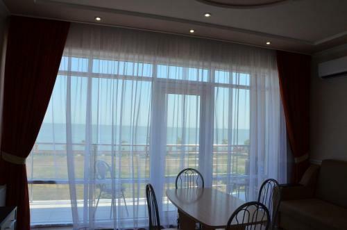 Crystal Park Hotel & Spa