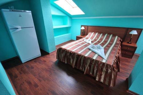 Hostal Megapolis Guest House