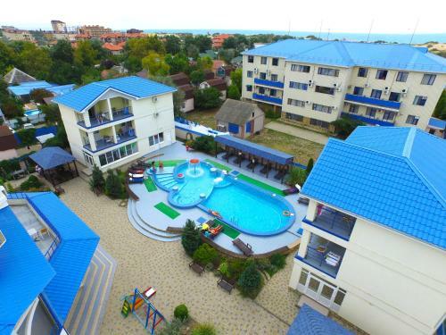 Hostal Megapolis Guest House