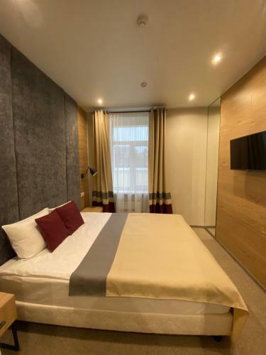 Aura Hotel